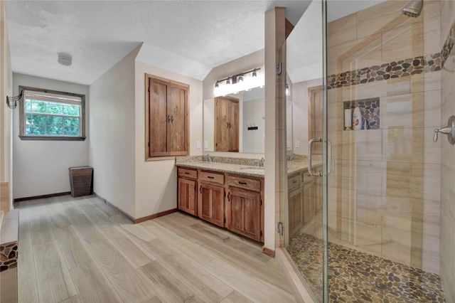 172 Little Dove, Livingston, TX 77351