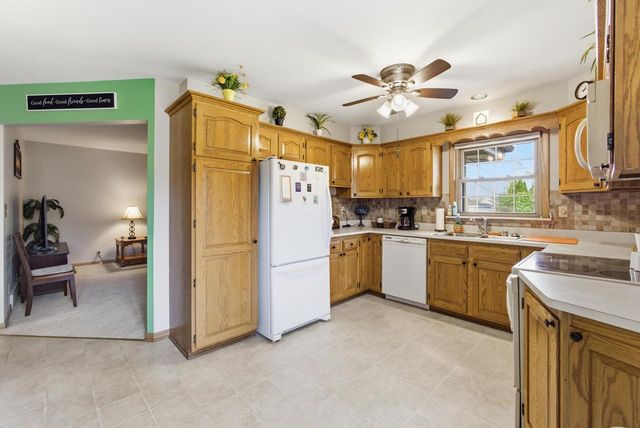 4961 24th STREET, Milwaukee, WI 53221