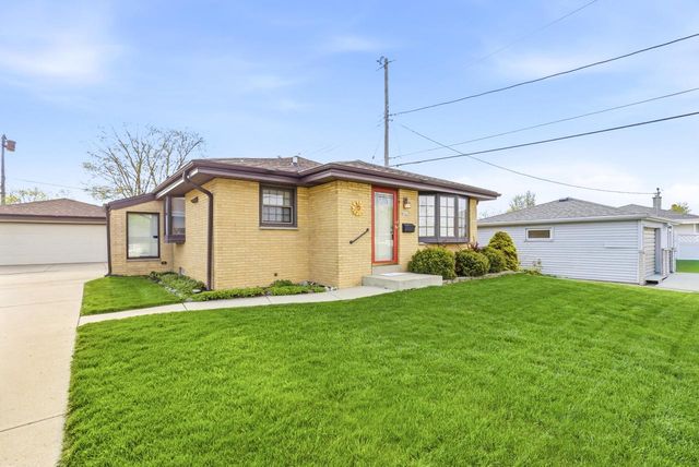 4961 24th STREET, Milwaukee, WI 53221