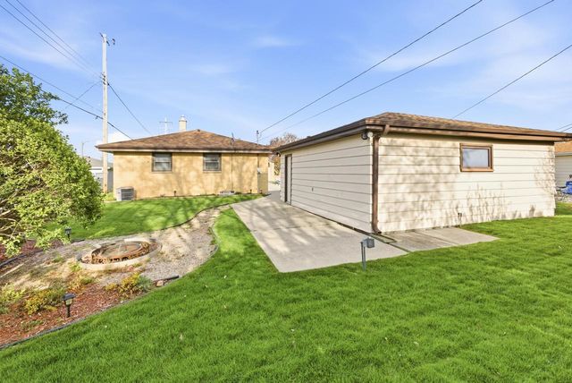 4961 24th STREET, Milwaukee, WI 53221