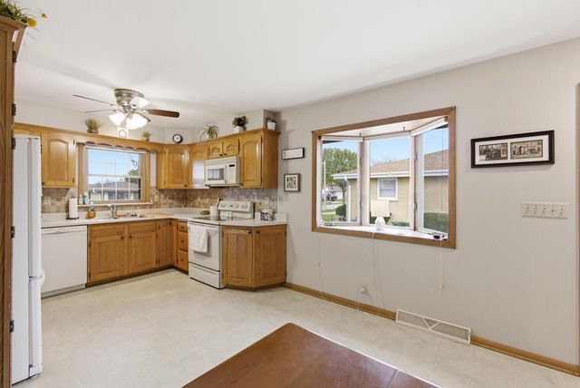 4961 24th STREET, Milwaukee, WI 53221