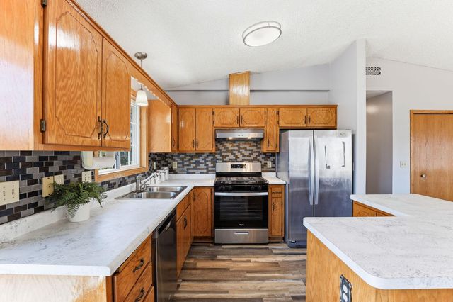 11874 Jonquil Street NW, Coon Rapids, MN 55433