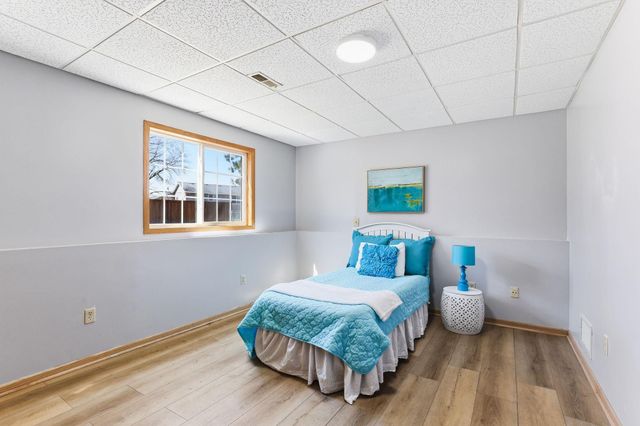 11874 Jonquil Street NW, Coon Rapids, MN 55433