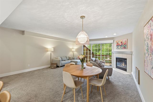 86 Sun Ridge Drive, Holland, MI 49424