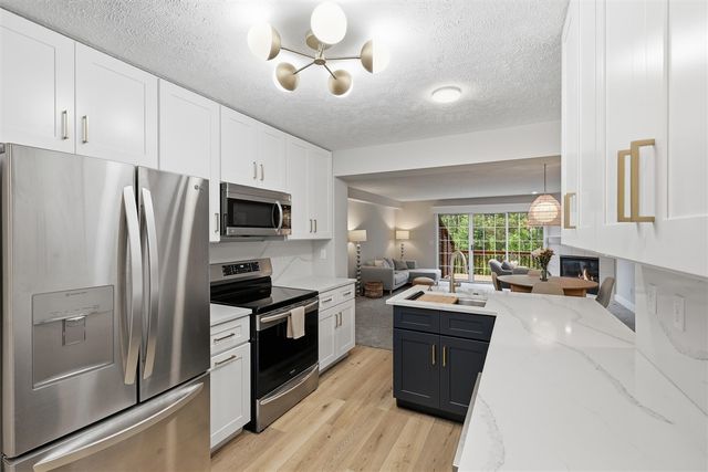 86 Sun Ridge Drive, Holland, MI 49424