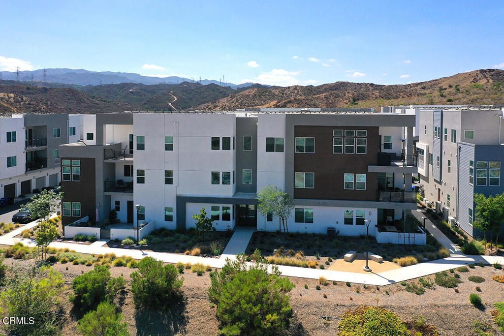 27212 Diamond Peak Lane 301, Valencia, CA 91381 — photo 2