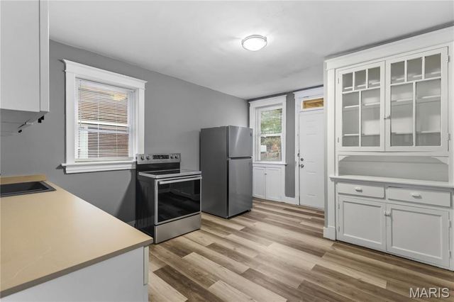 4234 Dewey Avenue 2N, St Louis, MO 63116