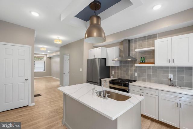 945 N ASHBURTON ST, Baltimore, MD 21216