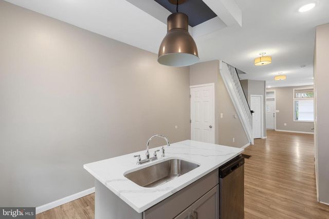 945 N ASHBURTON ST, Baltimore, MD 21216