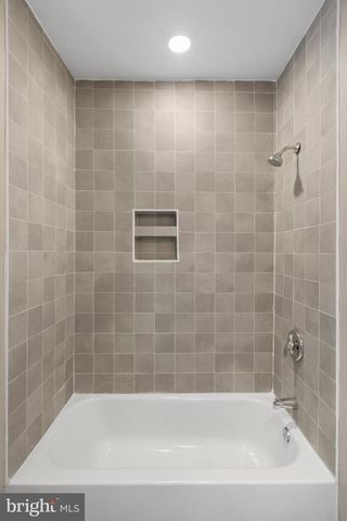 945 N ASHBURTON ST, Baltimore, MD 21216