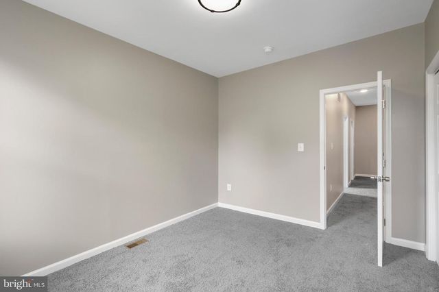 945 N ASHBURTON ST, Baltimore, MD 21216