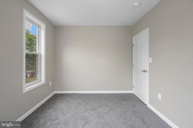 945 N ASHBURTON ST, Baltimore, MD 21216