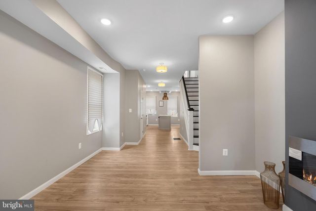 945 N ASHBURTON ST, Baltimore, MD 21216