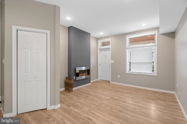 945 N ASHBURTON ST, Baltimore, MD 21216