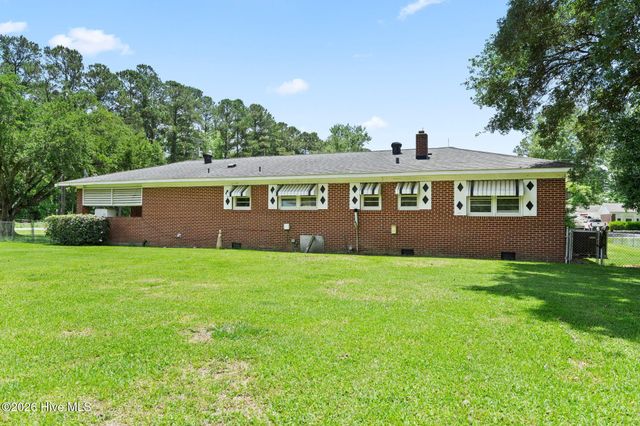 229 Bermuda Drive, Wilmington, NC 28401