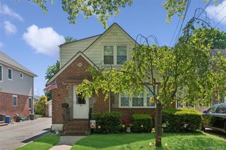 163 Beech Street, Floral Park, NY 11001