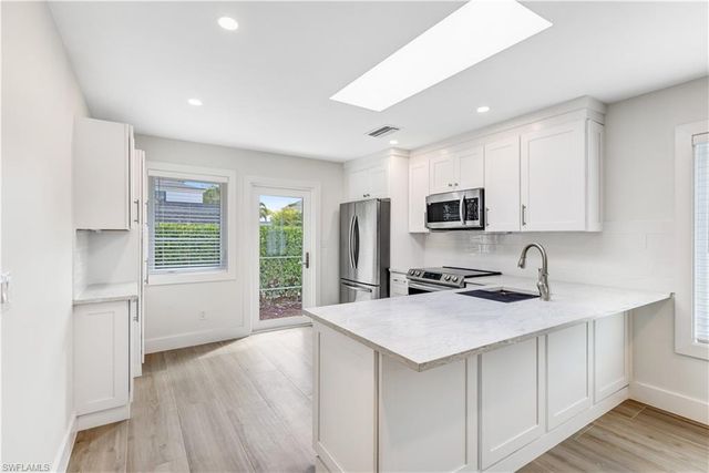 1019 7th ST S, Naples, FL 34102