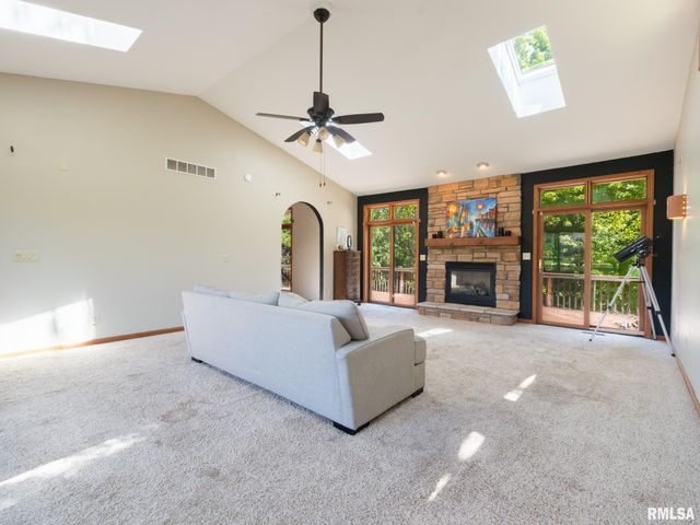 1318 AMANDA Drive, Metamora, IL 61548