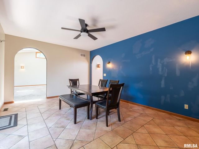1318 AMANDA Drive, Metamora, IL 61548