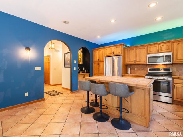 1318 AMANDA Drive, Metamora, IL 61548