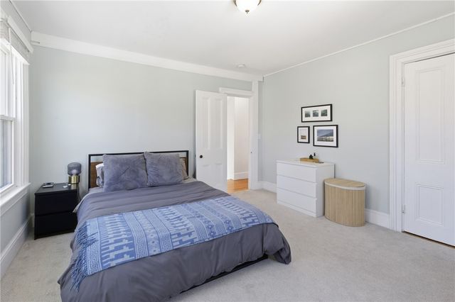 5 Meikle Avenue, Newport, RI 02840