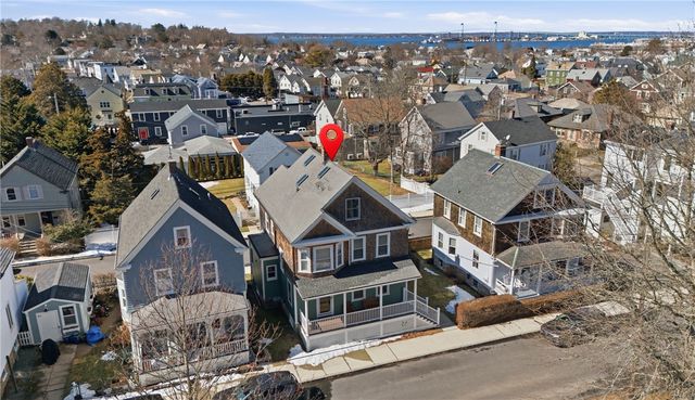5 Meikle Avenue, Newport, RI 02840