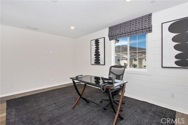 36067 Roaring Fork Drive, Winchester, CA 92596