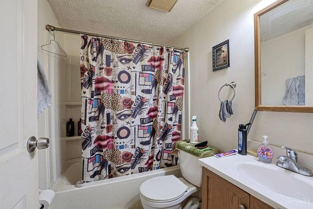 5476 Camelot Drive, Fairfield, OH 45014