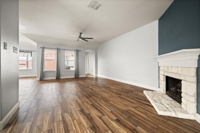 3817 Laurel Crossing Drive, Rockwall, TX 75032