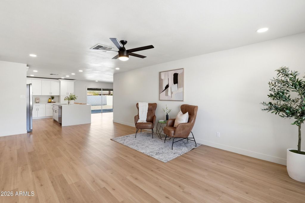 1647 E PALMCROFT Drive, Tempe, AZ 85282 — photo 5