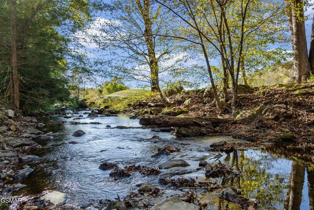 4143 Fontaine Way, Gatlinburg, TN 37738