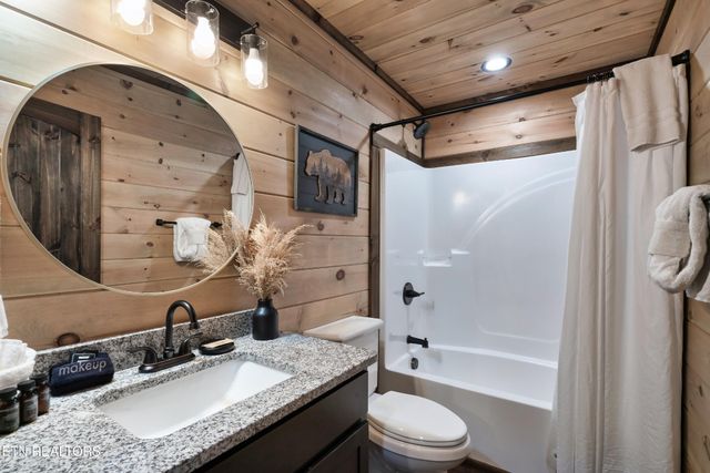842 Vixen, Gatlinburg, TN 37738