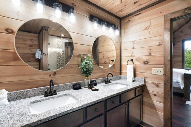 842 Vixen, Gatlinburg, TN 37738