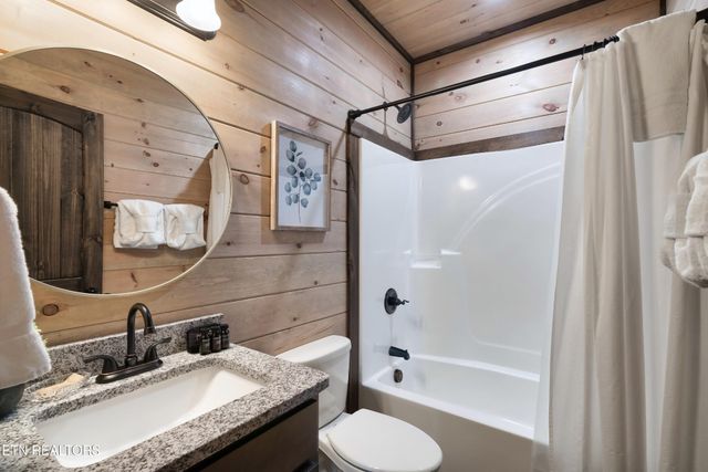 842 Vixen, Gatlinburg, TN 37738