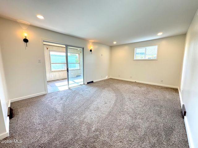 44 Edson Street, Amsterdam, NY 12010