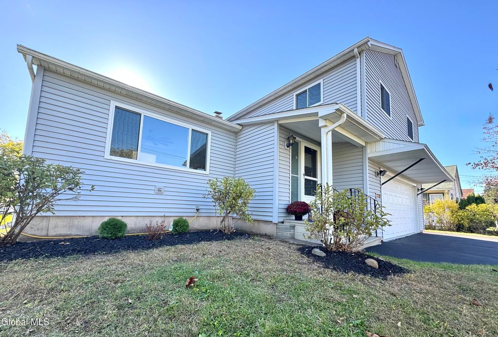 44 Edson Street, Amsterdam, NY 12010