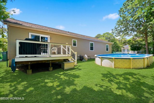 601 7th Avenue, Toms River, NJ 08757
