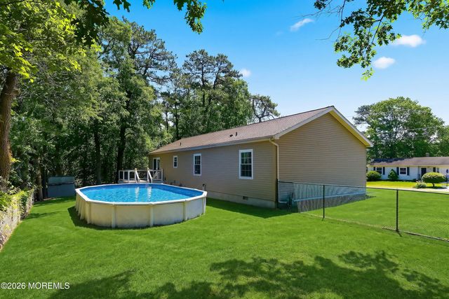 601 7th Avenue, Toms River, NJ 08757