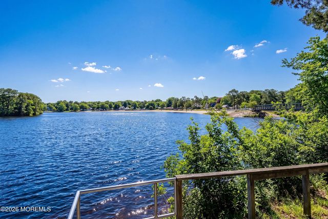601 7th Avenue, Toms River, NJ 08757