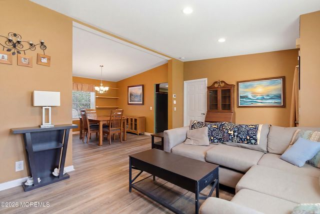 601 7th Avenue, Toms River, NJ 08757