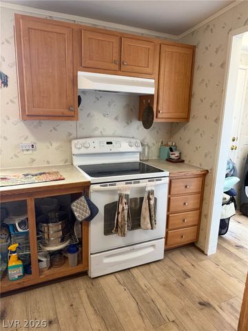 6440 North Park Retiro, Pahrump, NV 89060