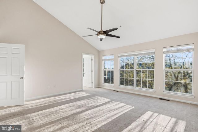 1881 CRESCENT PARK DR, Reston, VA 20190