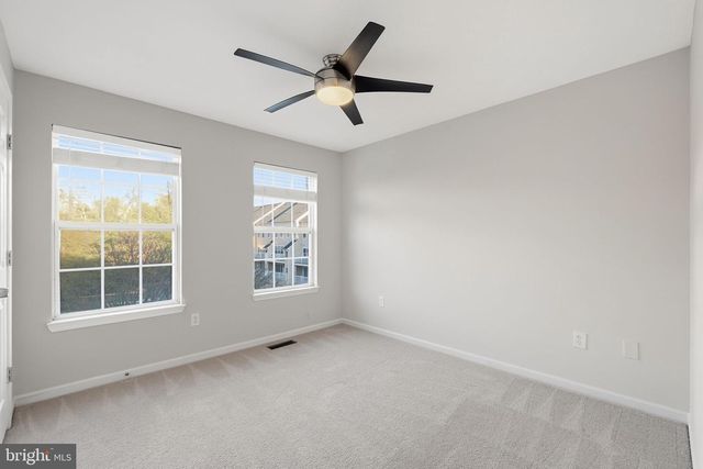 1881 CRESCENT PARK DR, Reston, VA 20190