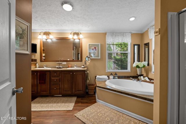 111 Kanott Lane, Maynardville, TN 37807