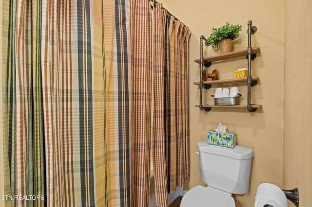 111 Kanott Lane, Maynardville, TN 37807