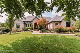 8202 Harrods View Ct, Prospect, KY 40059