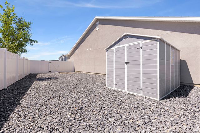 2418 W 3230 S, Syracuse, UT 84075