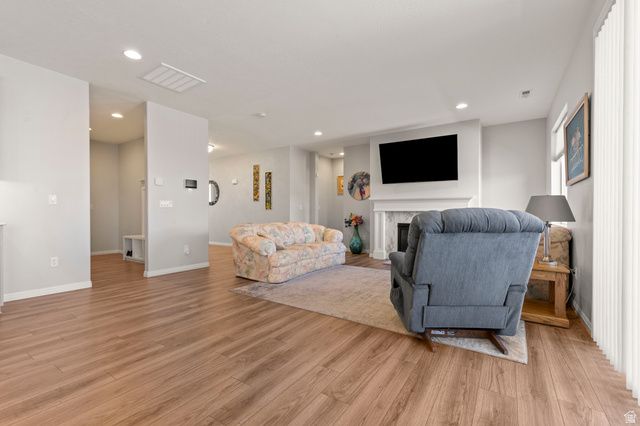 2418 W 3230 S, Syracuse, UT 84075