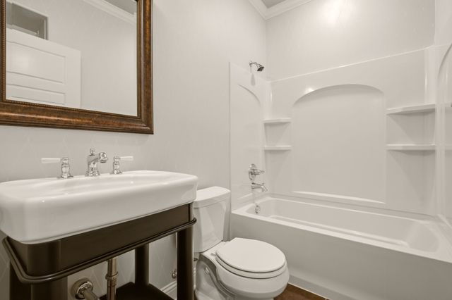 321 W Jefferson Street, Van Alstyne, TX 75495