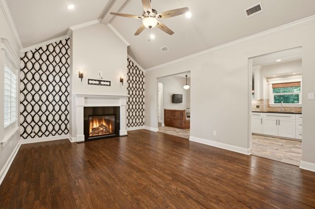 321 W Jefferson Street, Van Alstyne, TX 75495